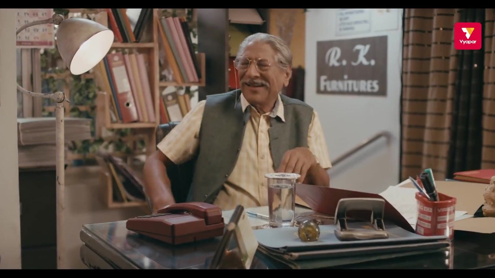Vyapari ko salam - Vyapar, film 6